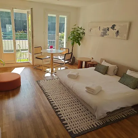 Le Jardin Du Vieux Pilori Apartamento *